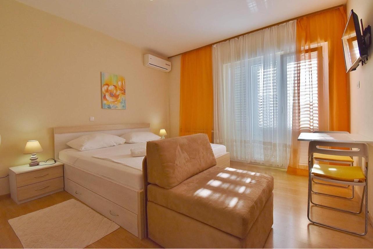 Guest House Sandra Rab Town Luaran gambar
