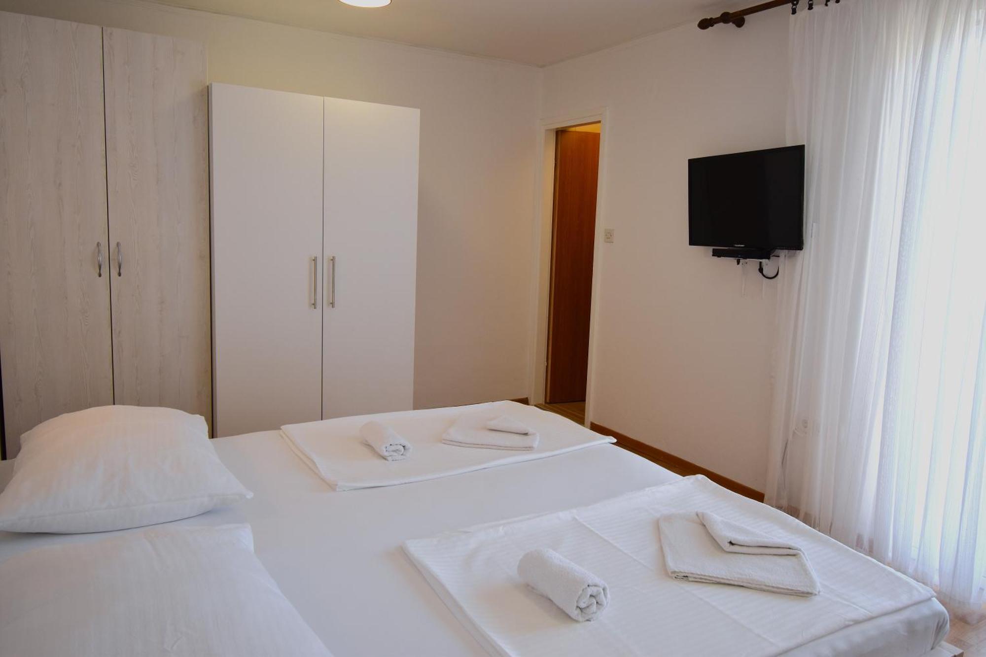 Guest House Sandra Rab Town Luaran gambar