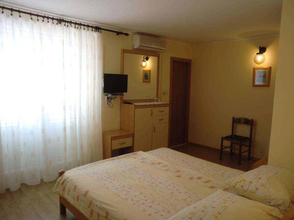 Guest House Sandra Rab Town Bilik gambar